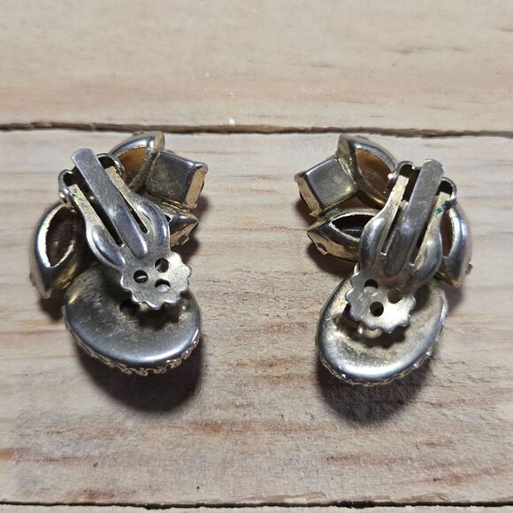 Juliana Vintage Brown Cluster Earrings with Amber Stones Gold Tone Clipon - Picture 3 of 4